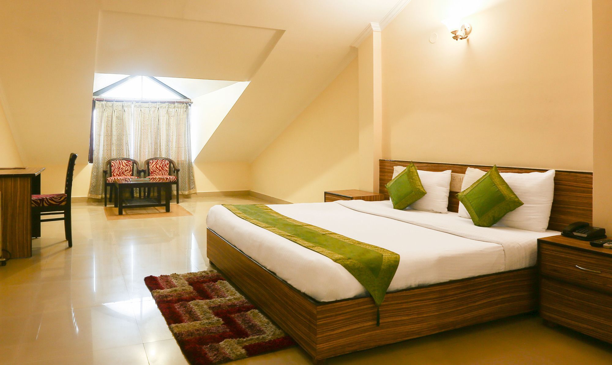 Hotel Treebo Trend Gk Conifer Dharamsala Exteriér fotografie