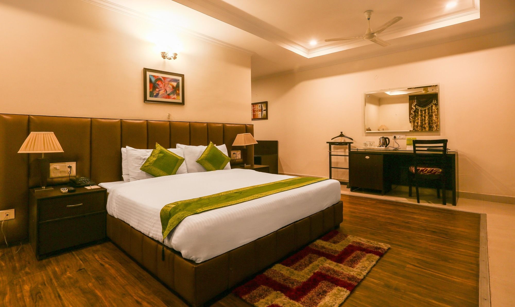 Hotel Treebo Trend Gk Conifer Dharamsala Exteriér fotografie