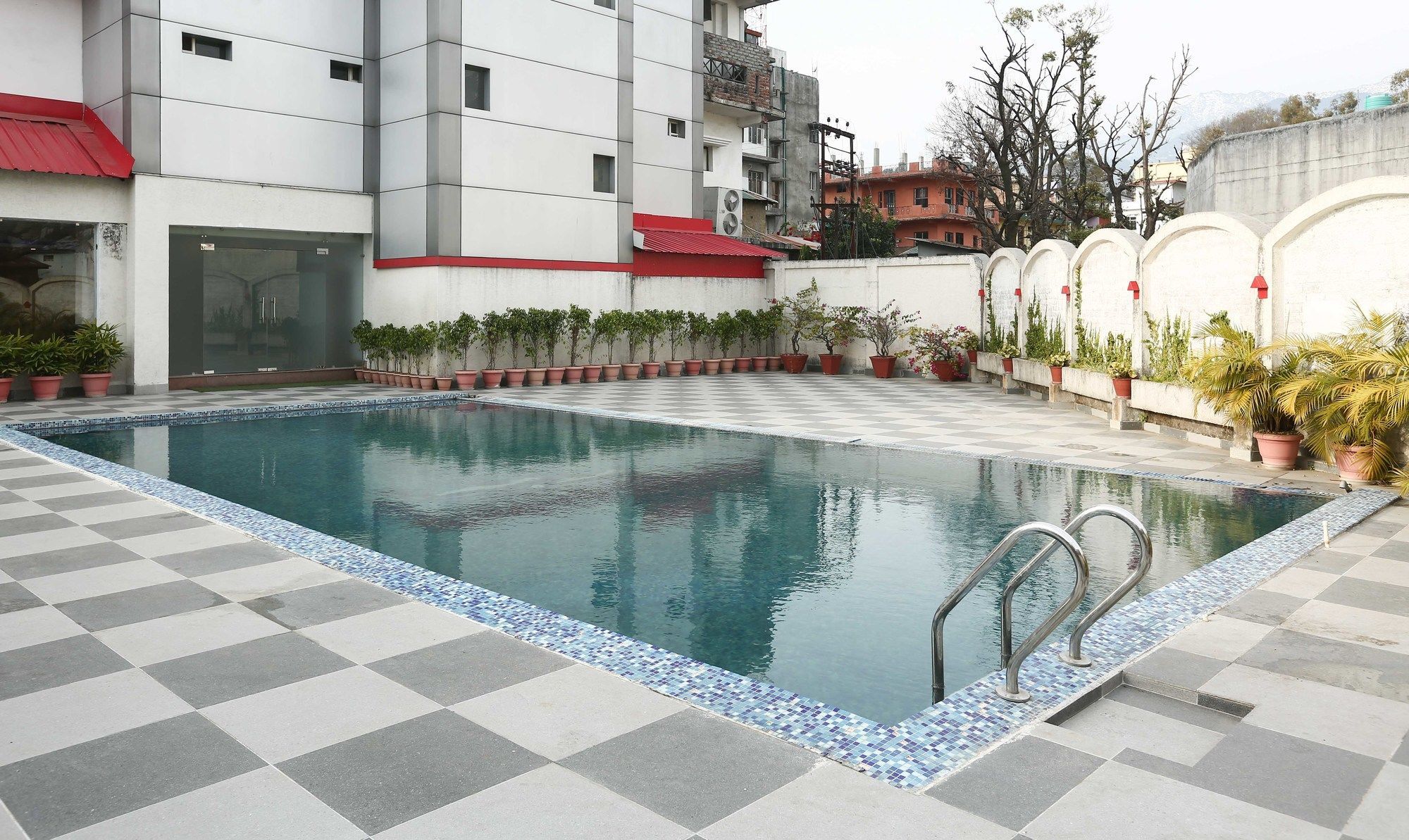 Hotel Treebo Trend Gk Conifer Dharamsala Exteriér fotografie