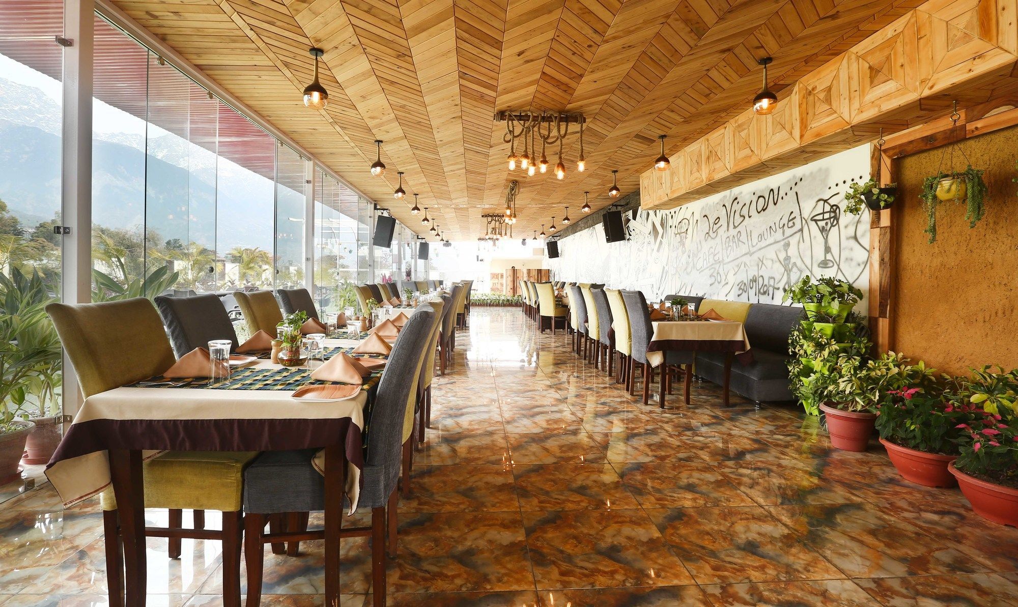Hotel Treebo Trend Gk Conifer Dharamsala Exteriér fotografie